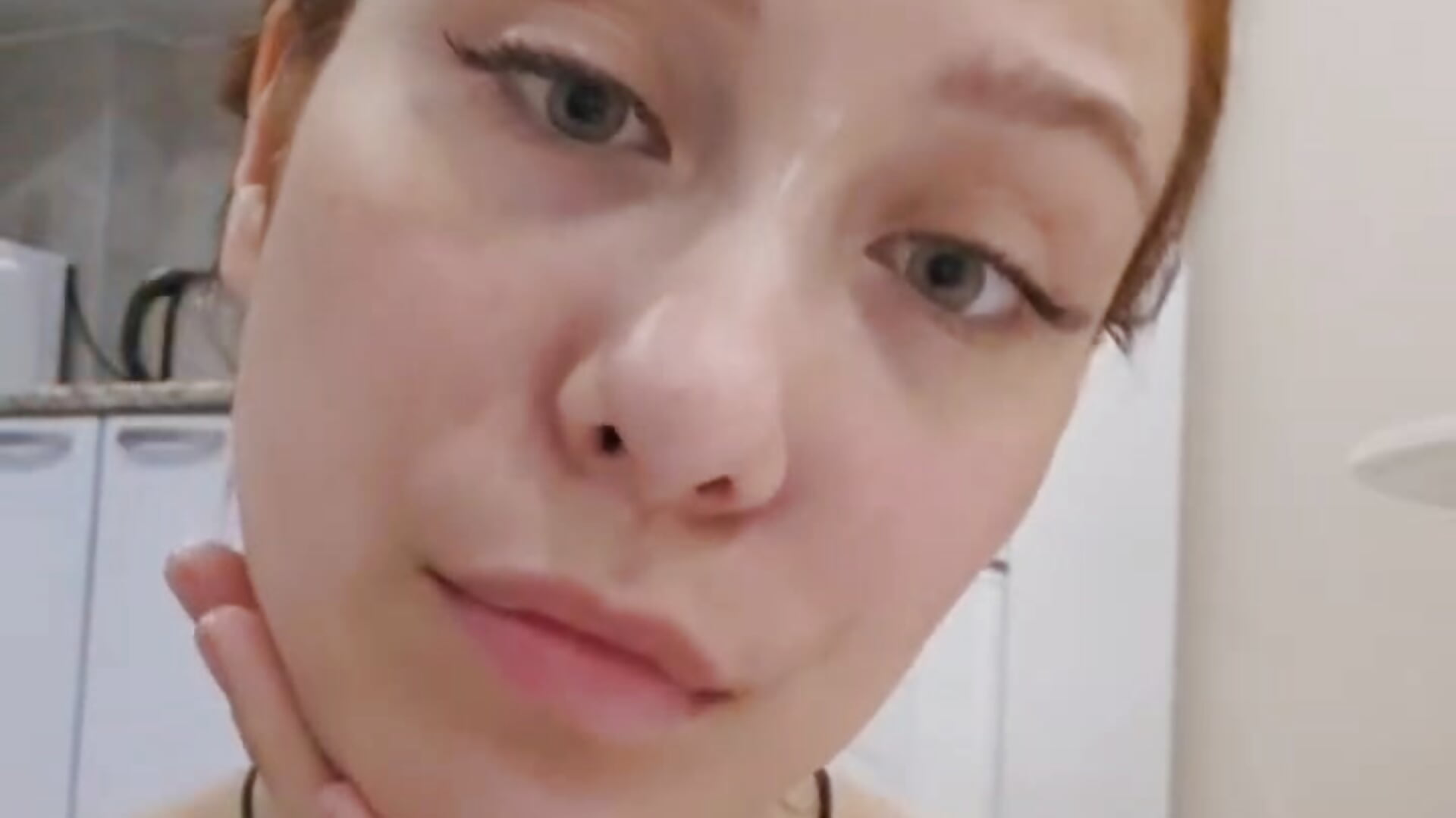 make up to make out with you - video by Miss_Mia_Murr cam model