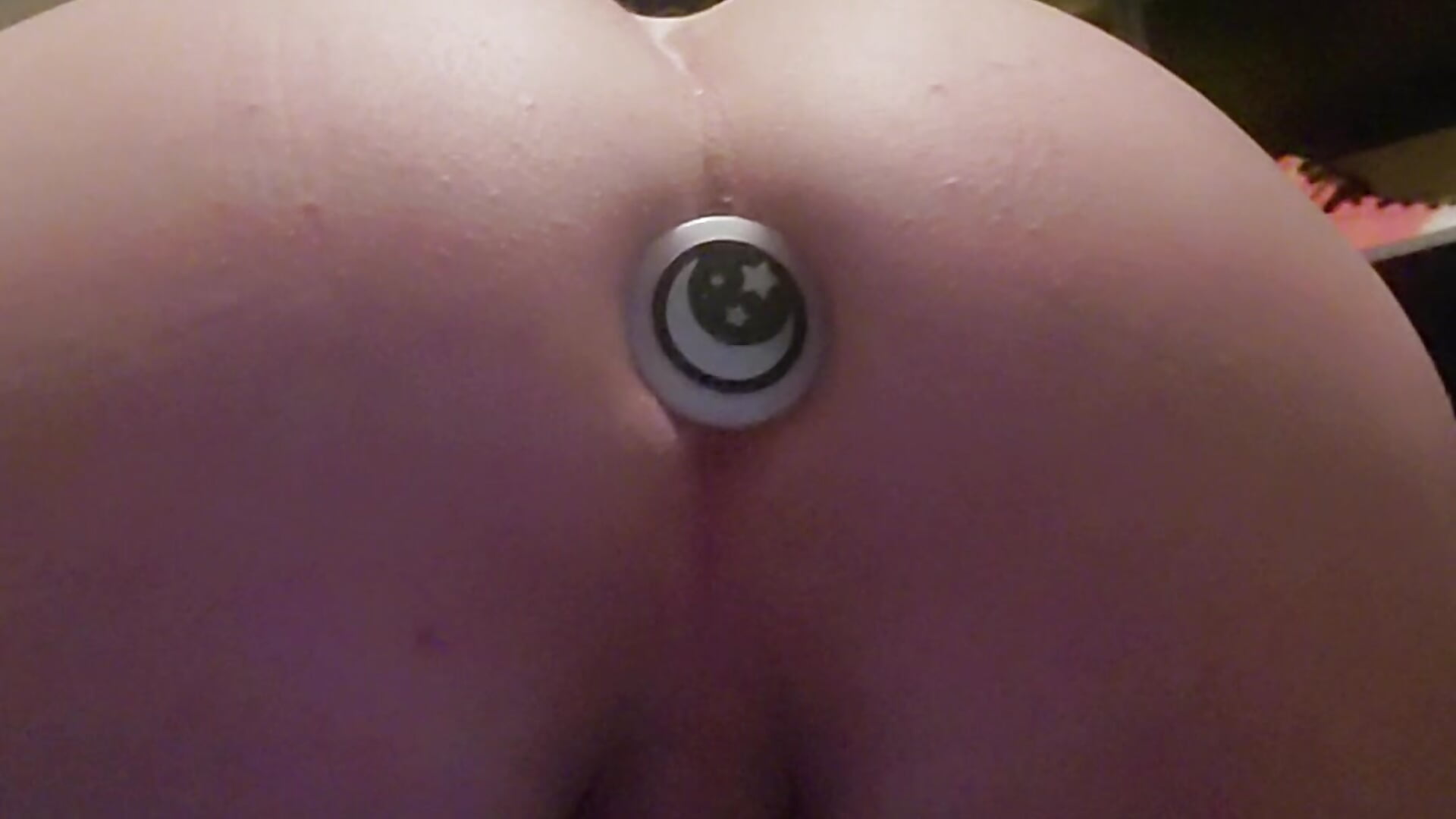 Unplug me – video od webkamerové modelky instant_play