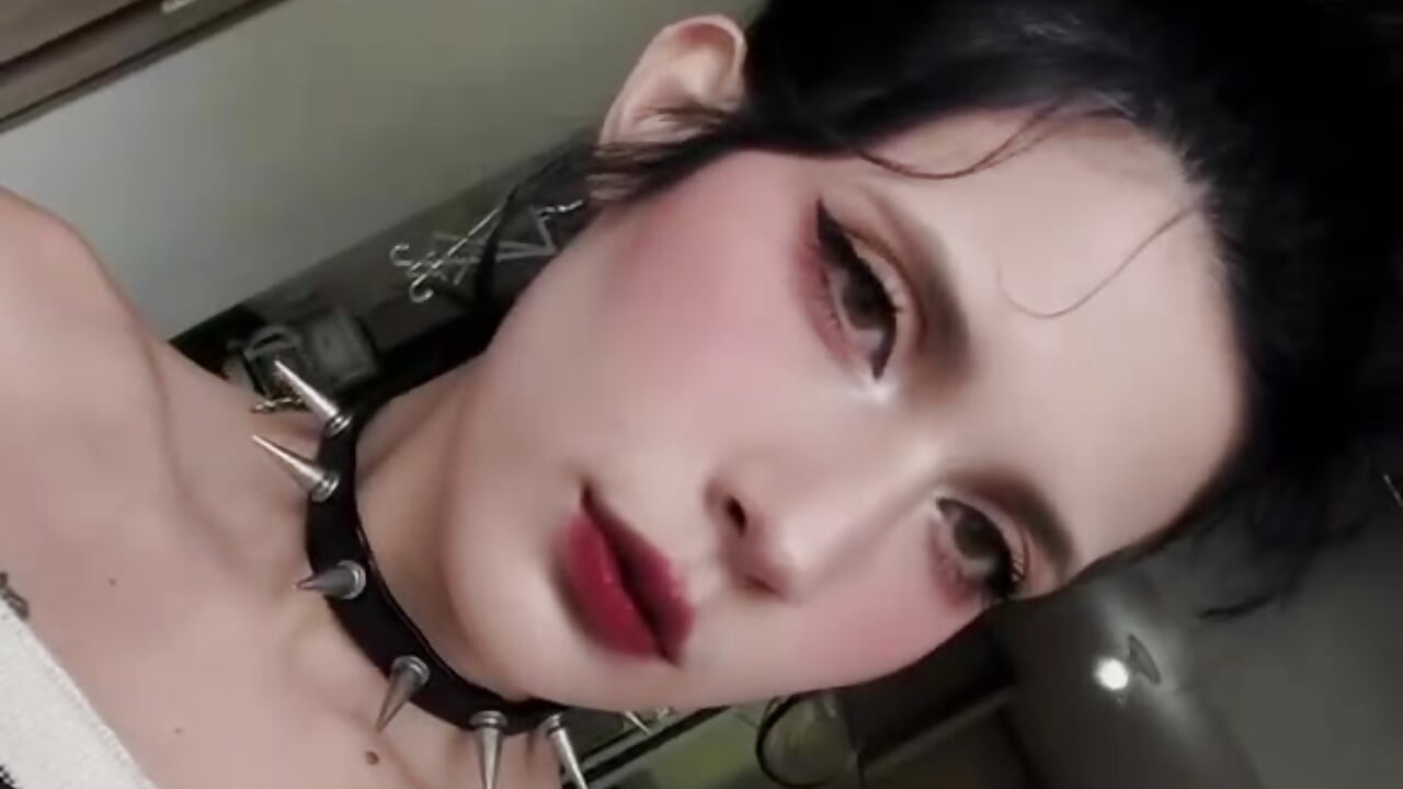 🦇 – video modela na kameri bellatrix25