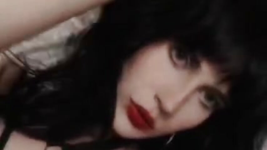 😈 – video od webkamerové modelky bellatrix25