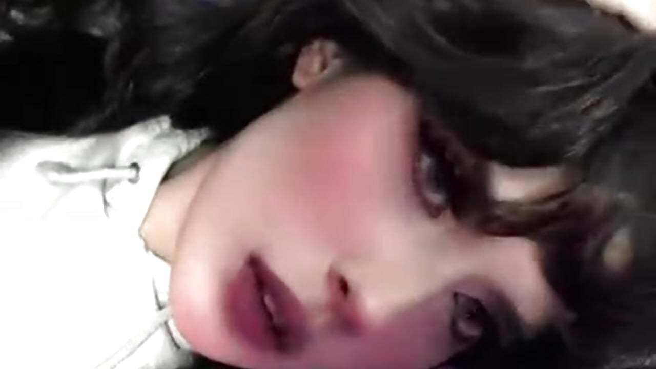 🦇 – video od webkamerové modelky bellatrix25