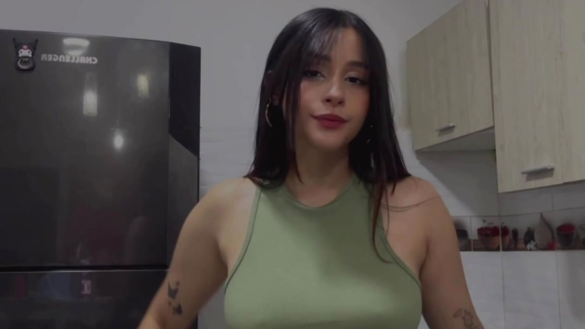 🍃 - วิดีโอโดย sweetdaysi-sss โมเดลแคม