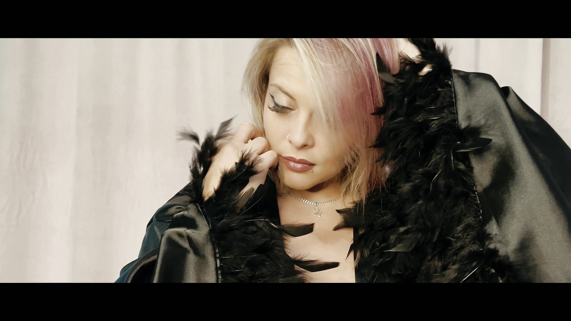 one, better, version of ME ;) - video by ZoeMesmerize cam model