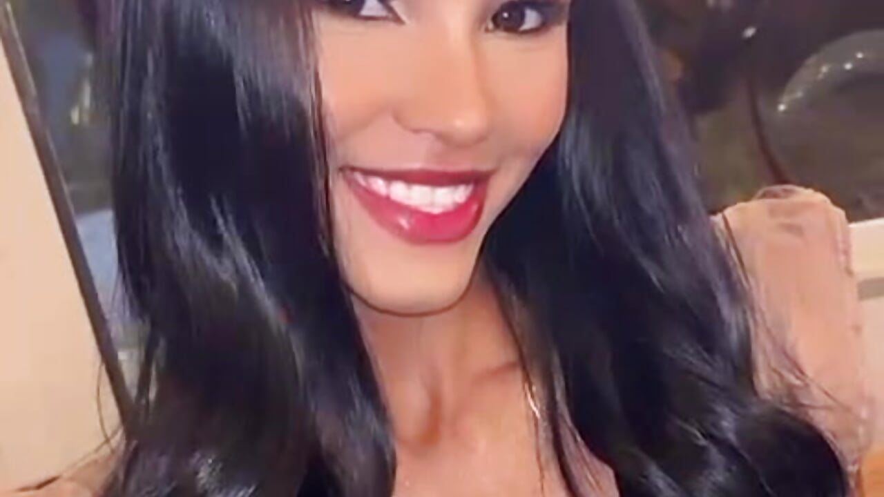 🤎 - video by STHAISYYYYY cam model