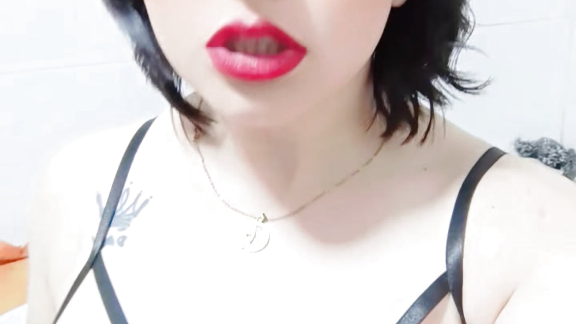 Lin siendo linda – видео вебкам-модели Lin-cute