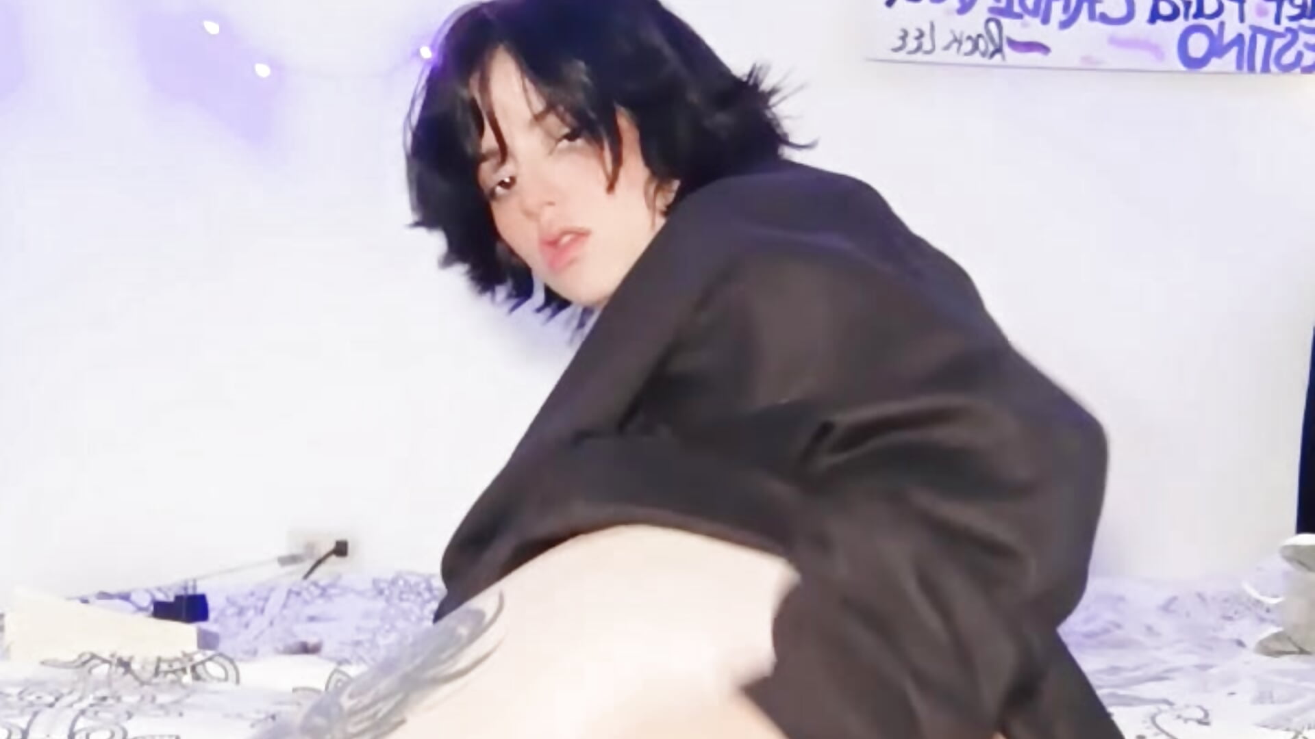 .. ass .. – видео вебкам-модели Lin-cute