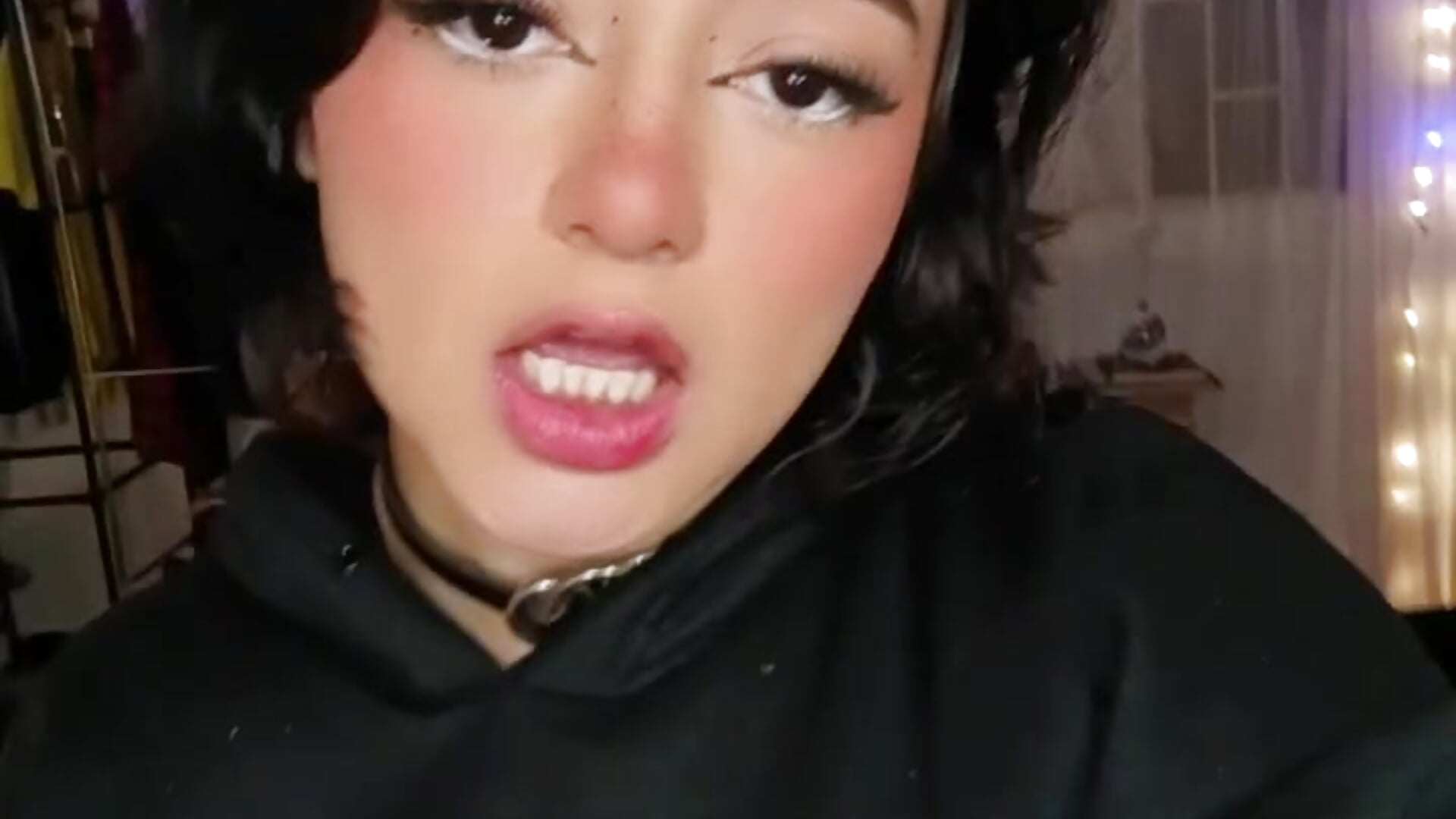 I will be the best thing that has ever happened to you? – видео вебкам-модели Lin-cute