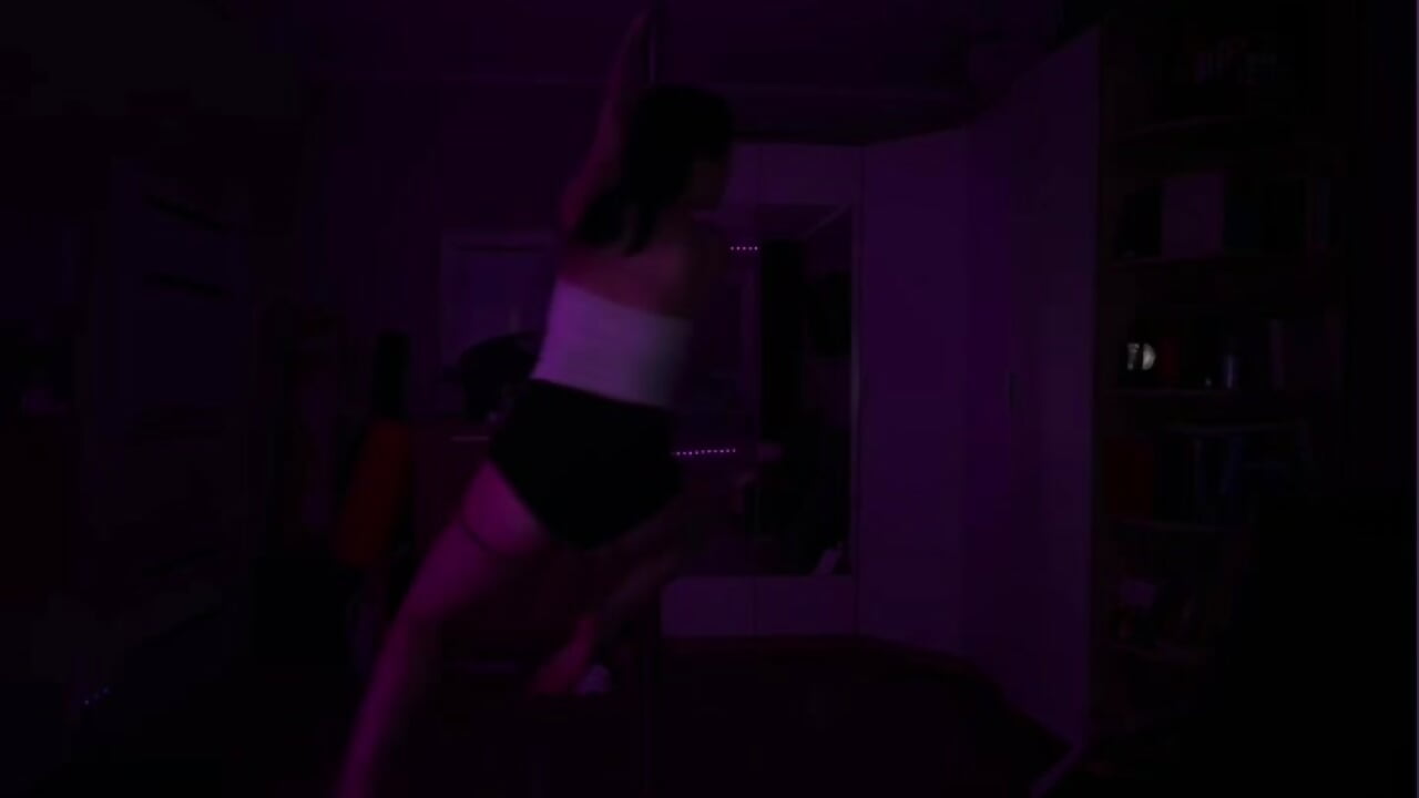 looove - відео від вебкаммоделі Lora_Secret