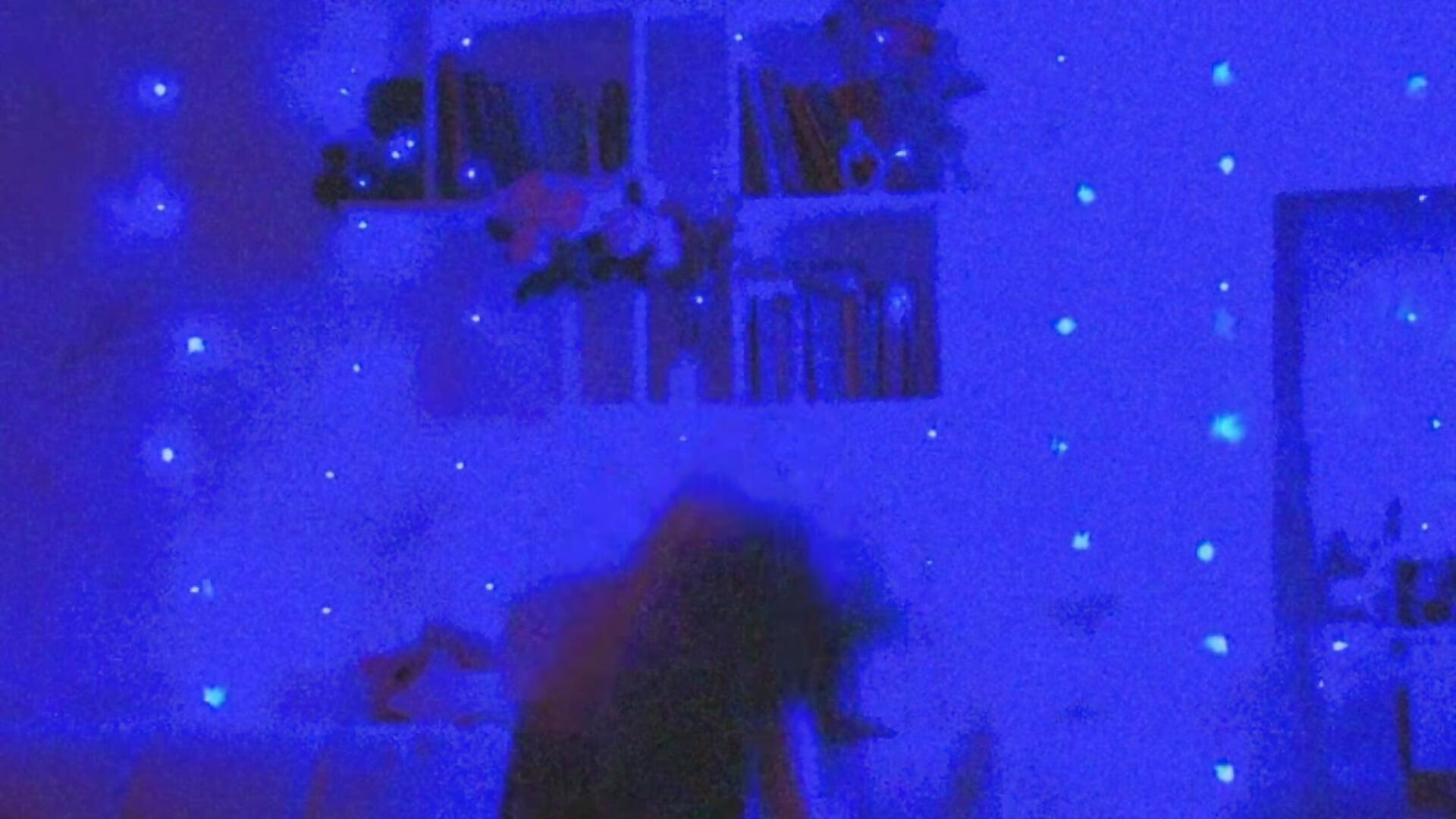 dancing mmmm - video by Lora_Secret cam model