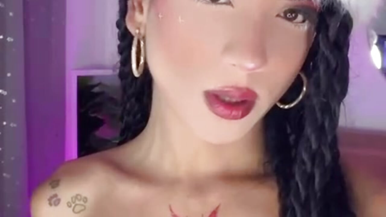 Vale💋 - video by valery_yepes cam model