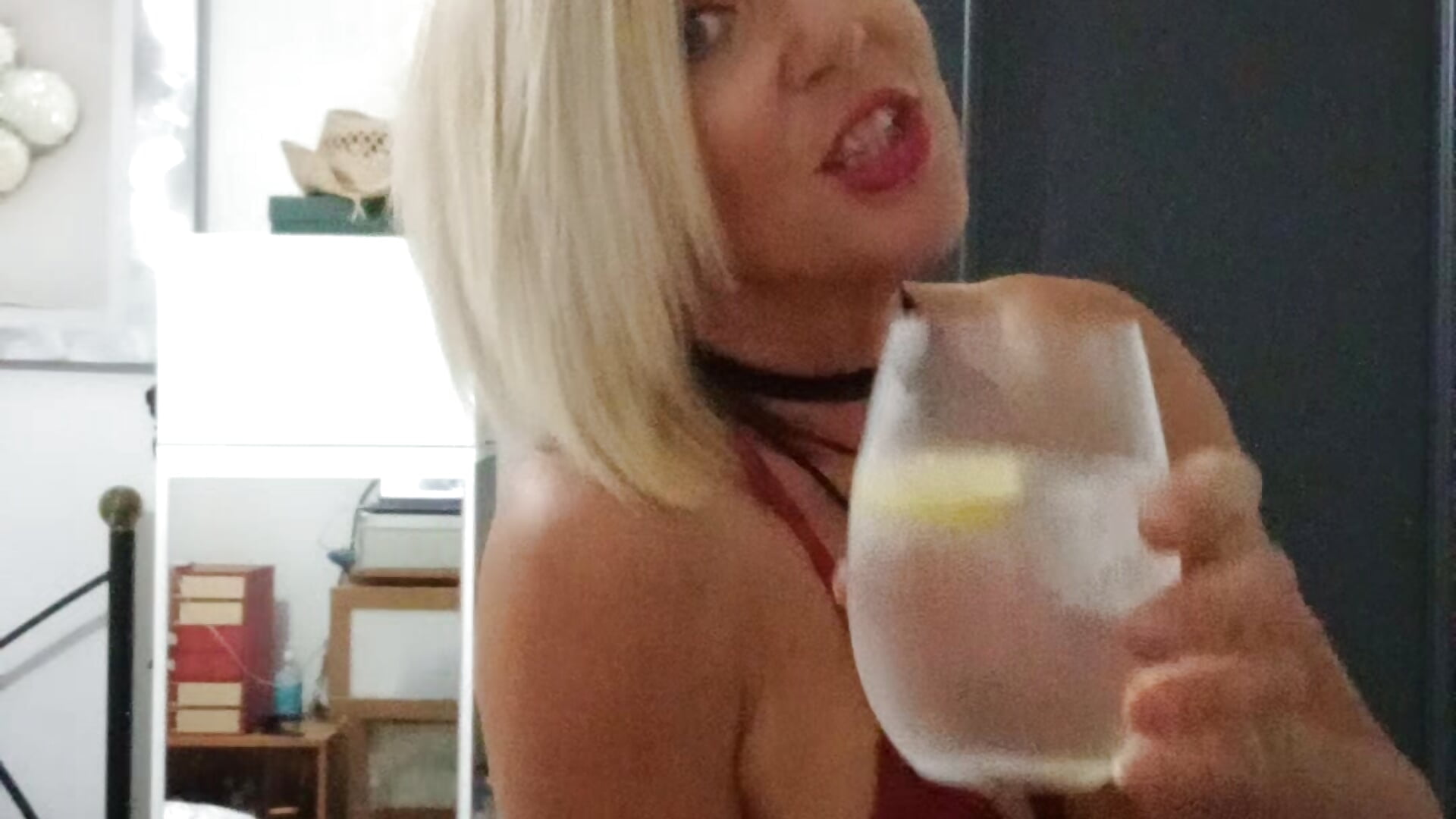 Cheers - βίντεο μοντέλου british_milf1970