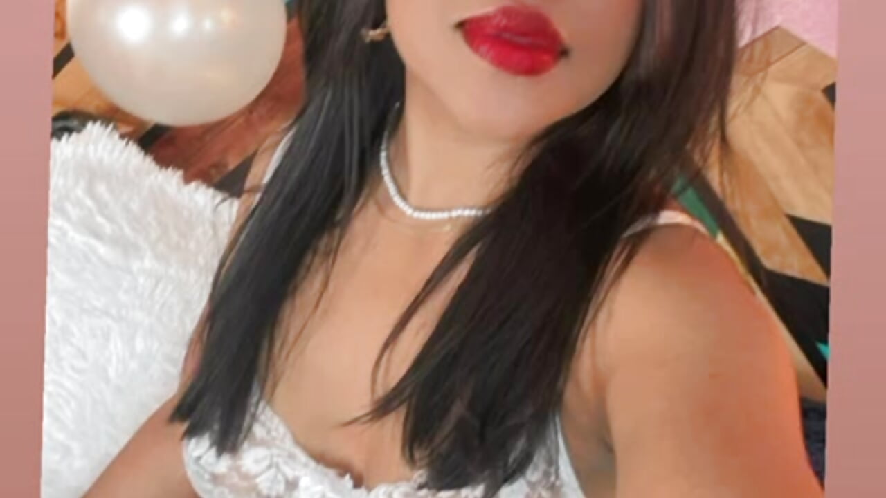 HBD Naiirobi!! - відео від вебкаммоделі NaiirobiSwan