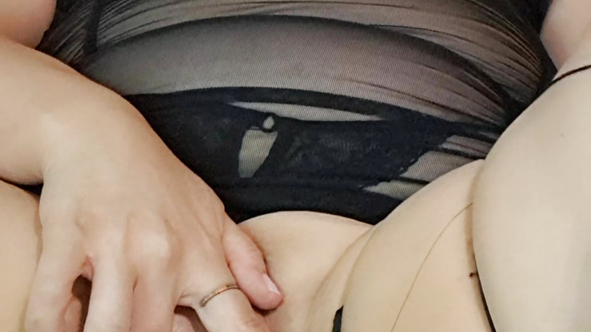 Evde tek başıma 2 ;) – video od webkamerové modelky tanya07
