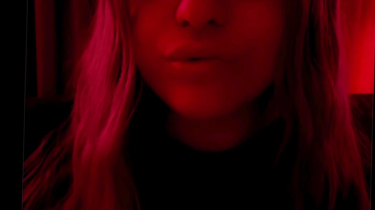 🔥Seksi dudak 💋 - video oleh TutkuEvi kamera model