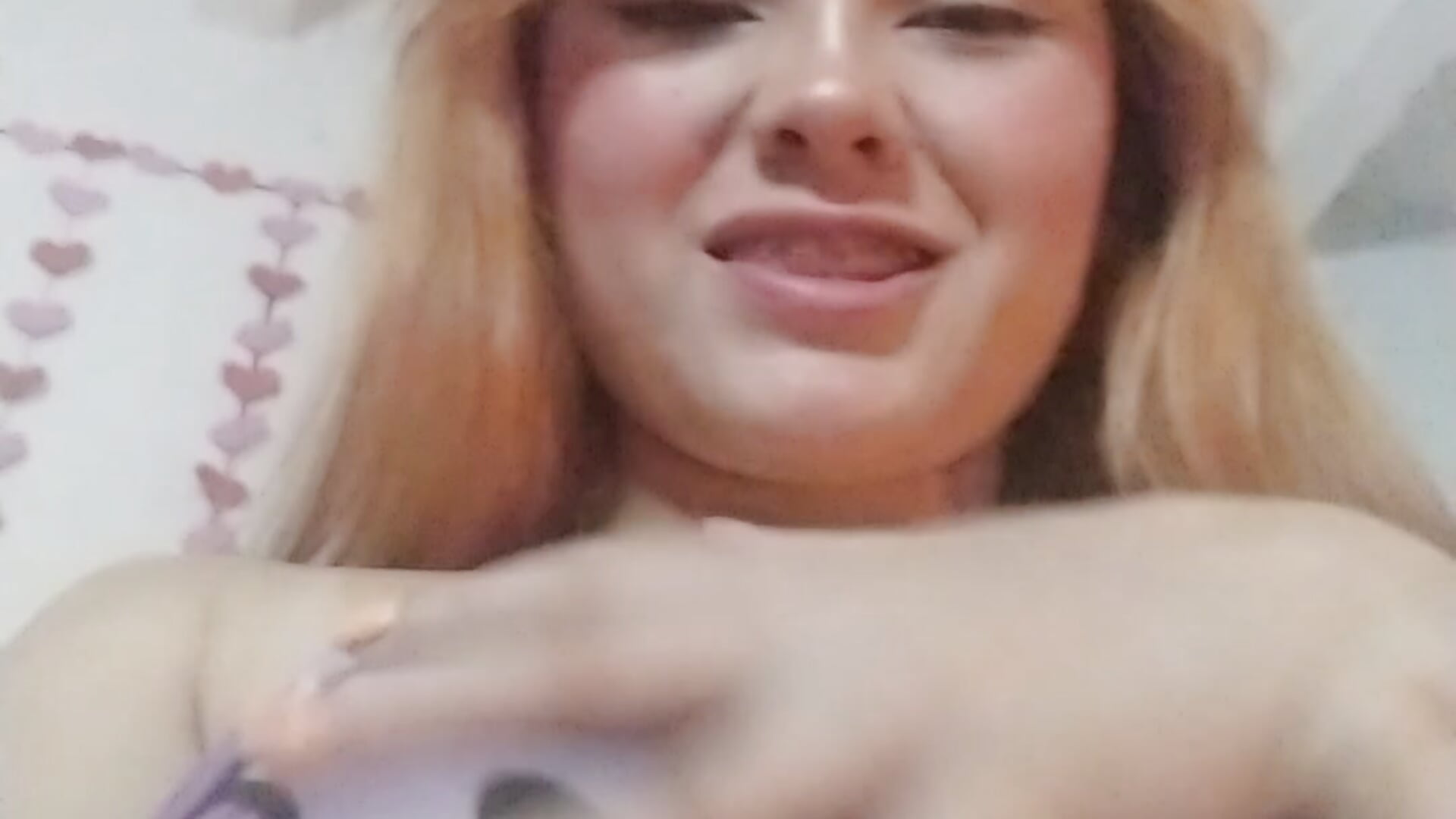 VID_20240605_195620 - vídeo de gabyevans29 modelo de câmara