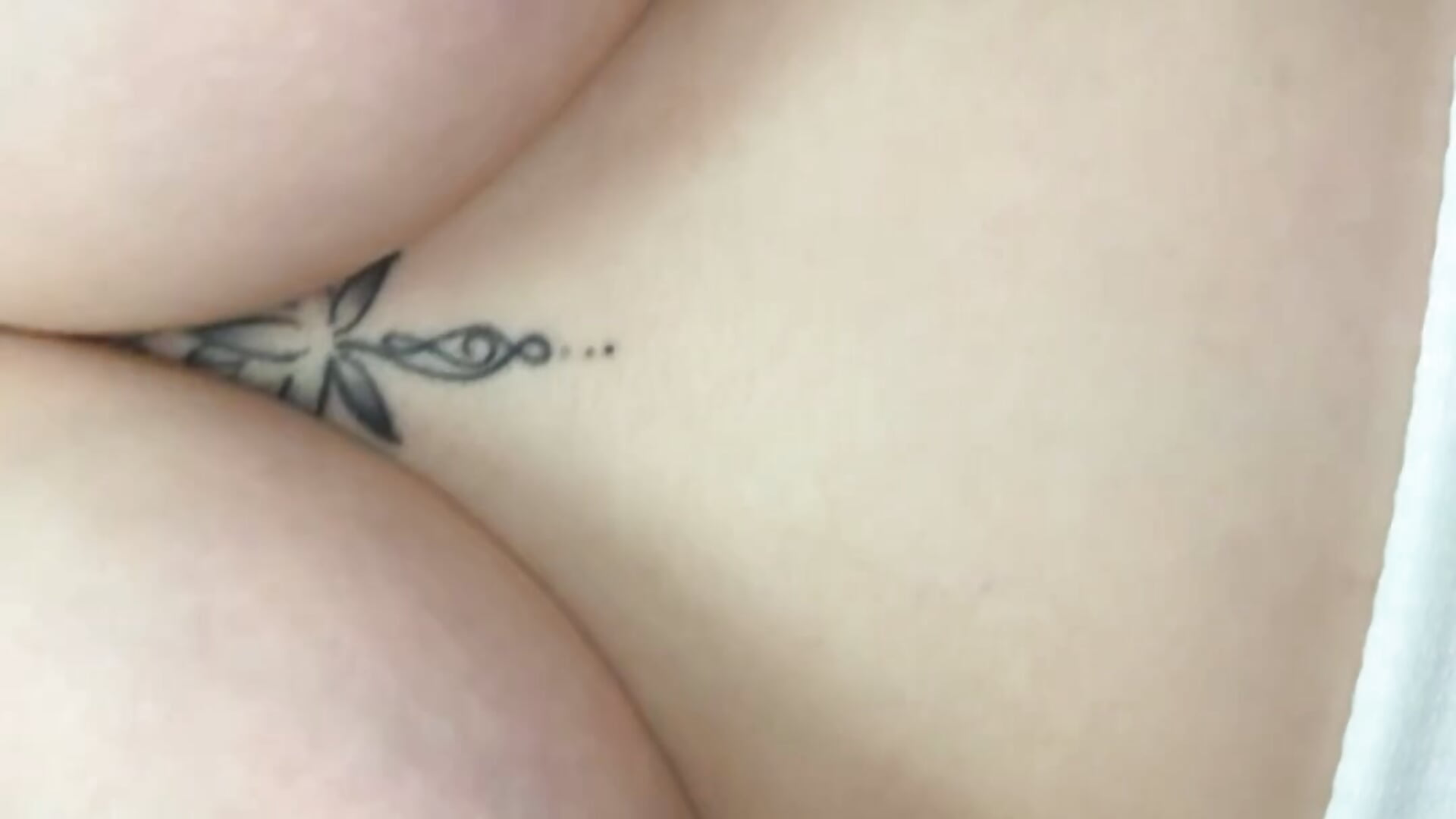 LAIT MATERNEL💦🥵 - queenlo_xxx 캠 모델의 동영상