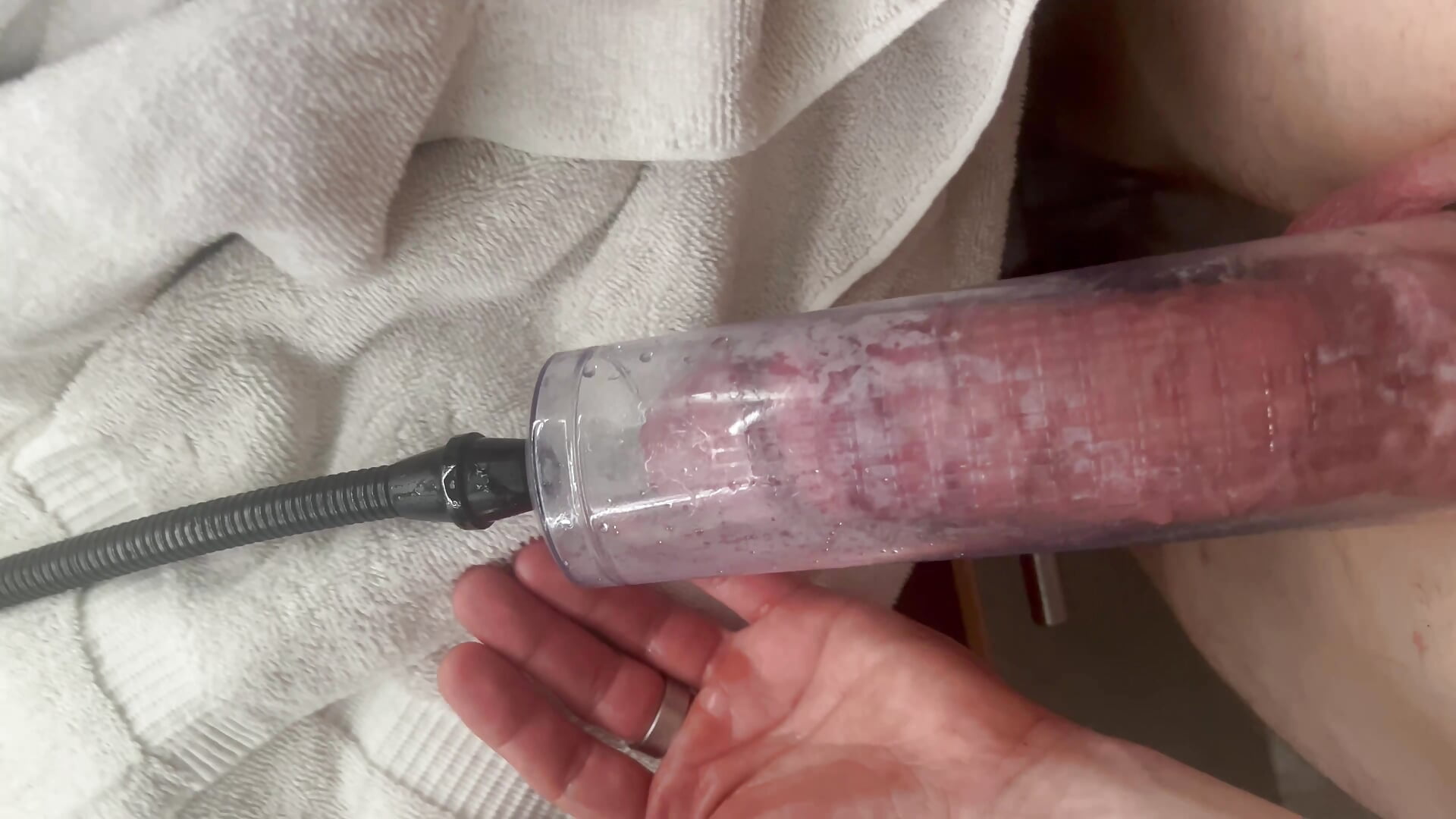 Pumped up - video by Daddybigdick333 cam model