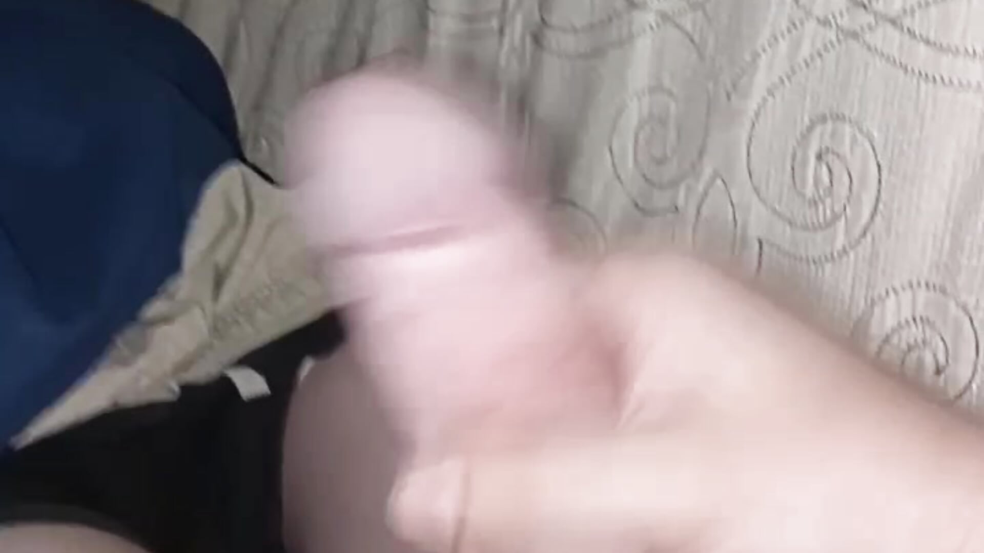 Snapchat-1637486433,mp4