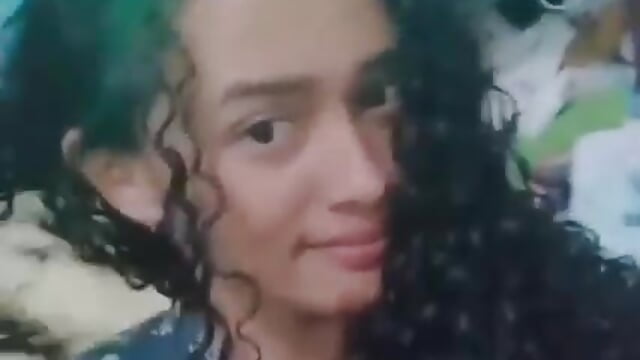 🌹soy amor🫶 - video di Laura_35sex modella di cam