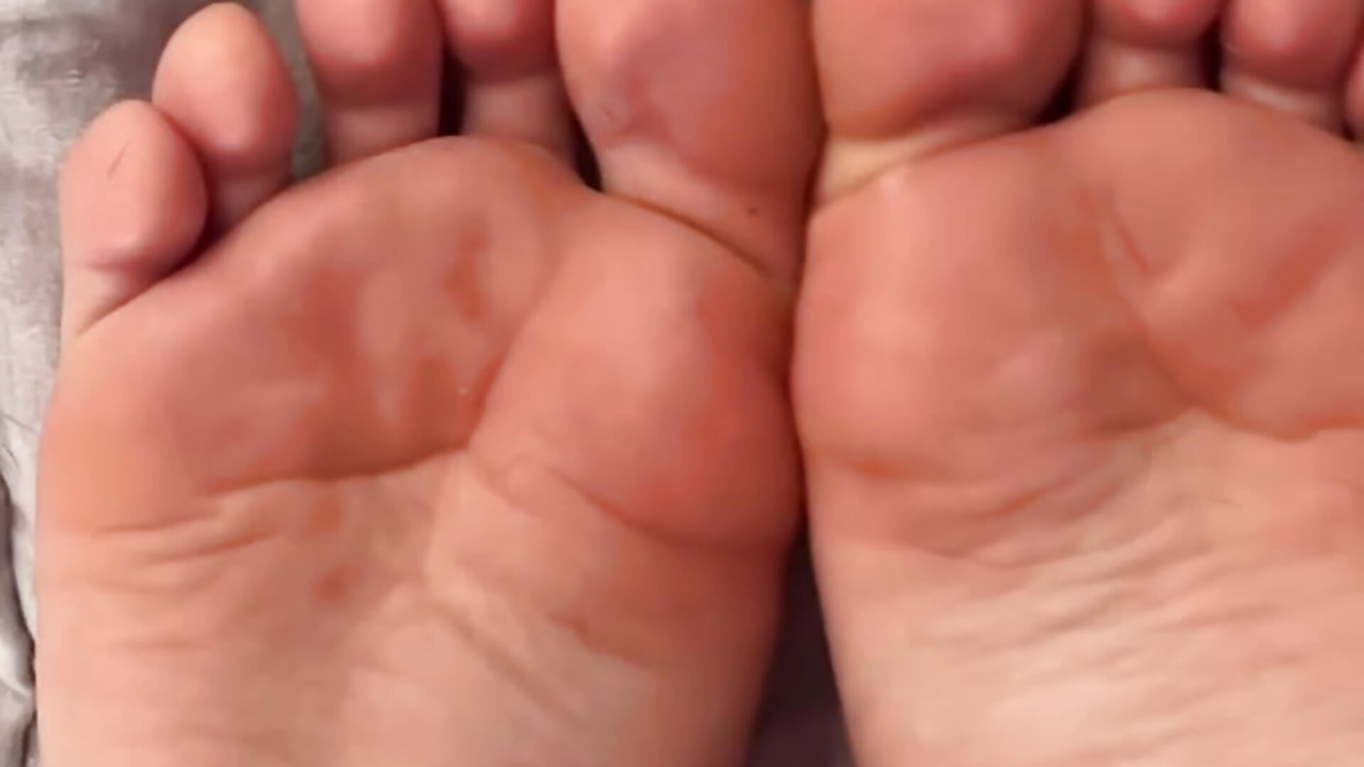 MY FEET - video by baybaysk cam model