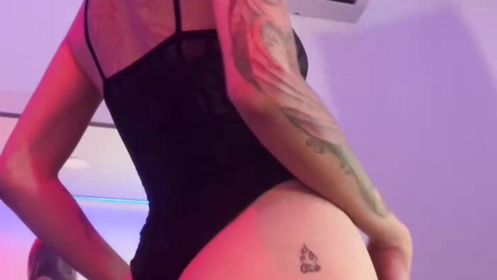 Seduction in Lace - video by Ginger_Foxy cam model