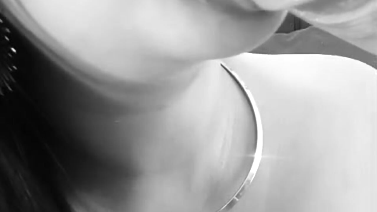 I LOVE TO IMAGINE TO SUCK U - video by almendraevans cam model