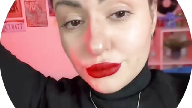 red lipstick is your weakness. - video by Lana__May cam model