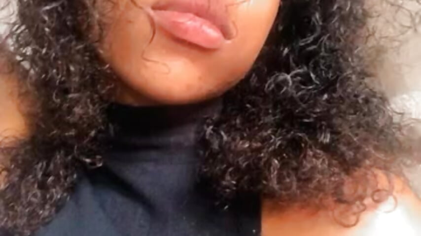 💦🔞 - video di Sweet_nicole98 modella di cam