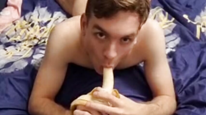 Banane 🍌 ein blasen👄 - vidéo du modèle de showcams nickdtr23