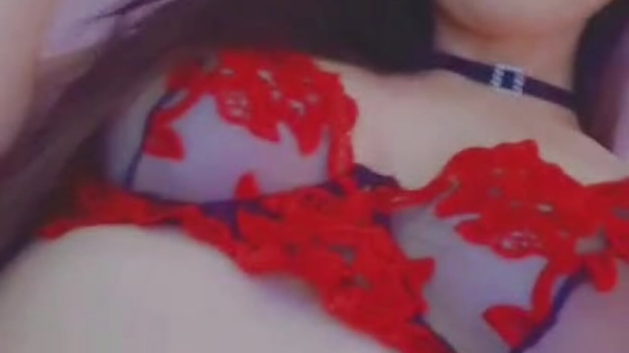 happy smile - video by sophie_pazz cam model