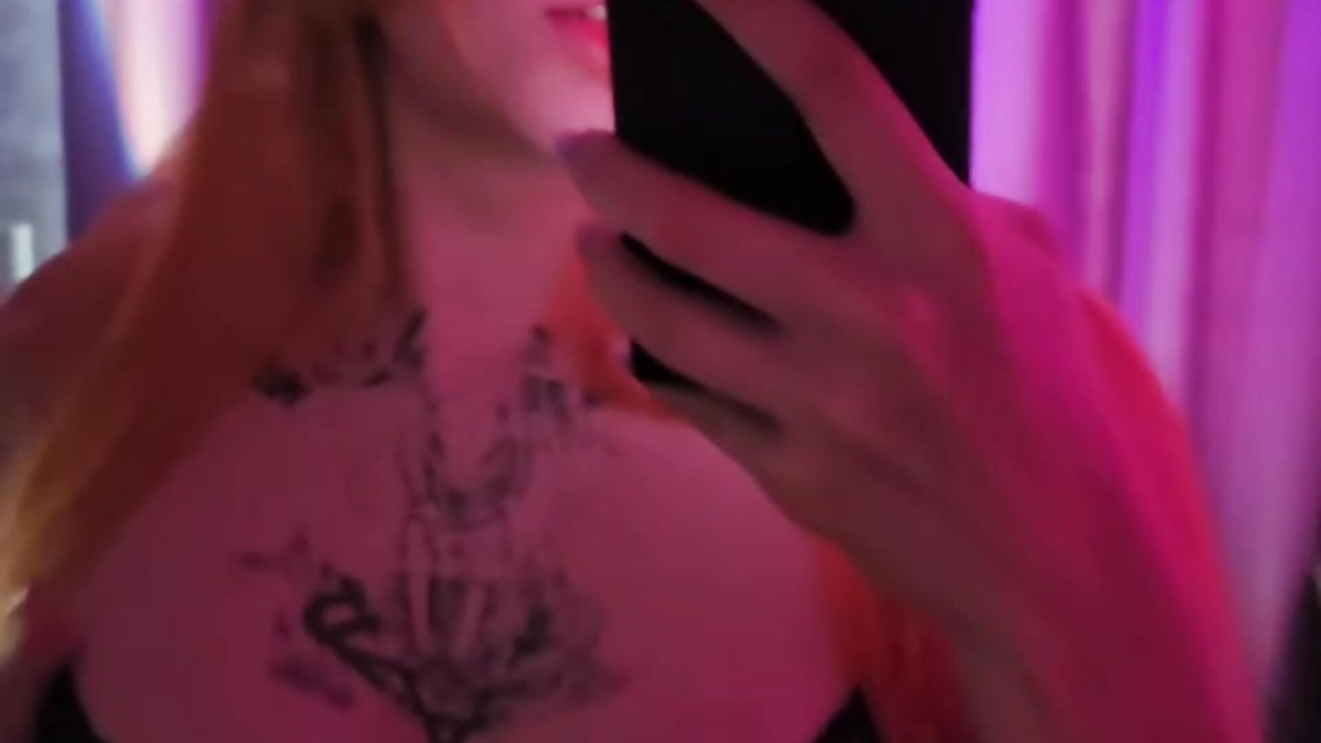 tattoo - video di Kati_FoX modella di cam