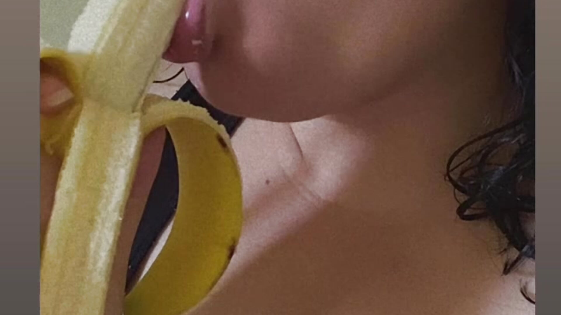 I gonna suck your dick - video by Kiki1798 cam model