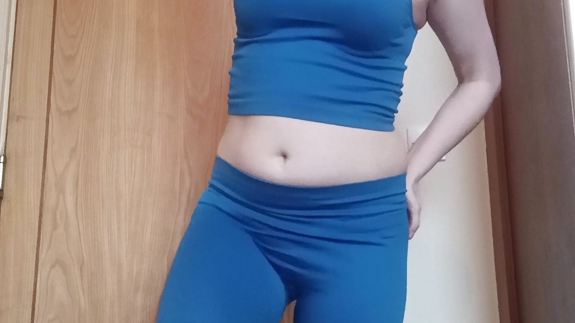 Striptiz 2 - video by balkangirl1 cam model