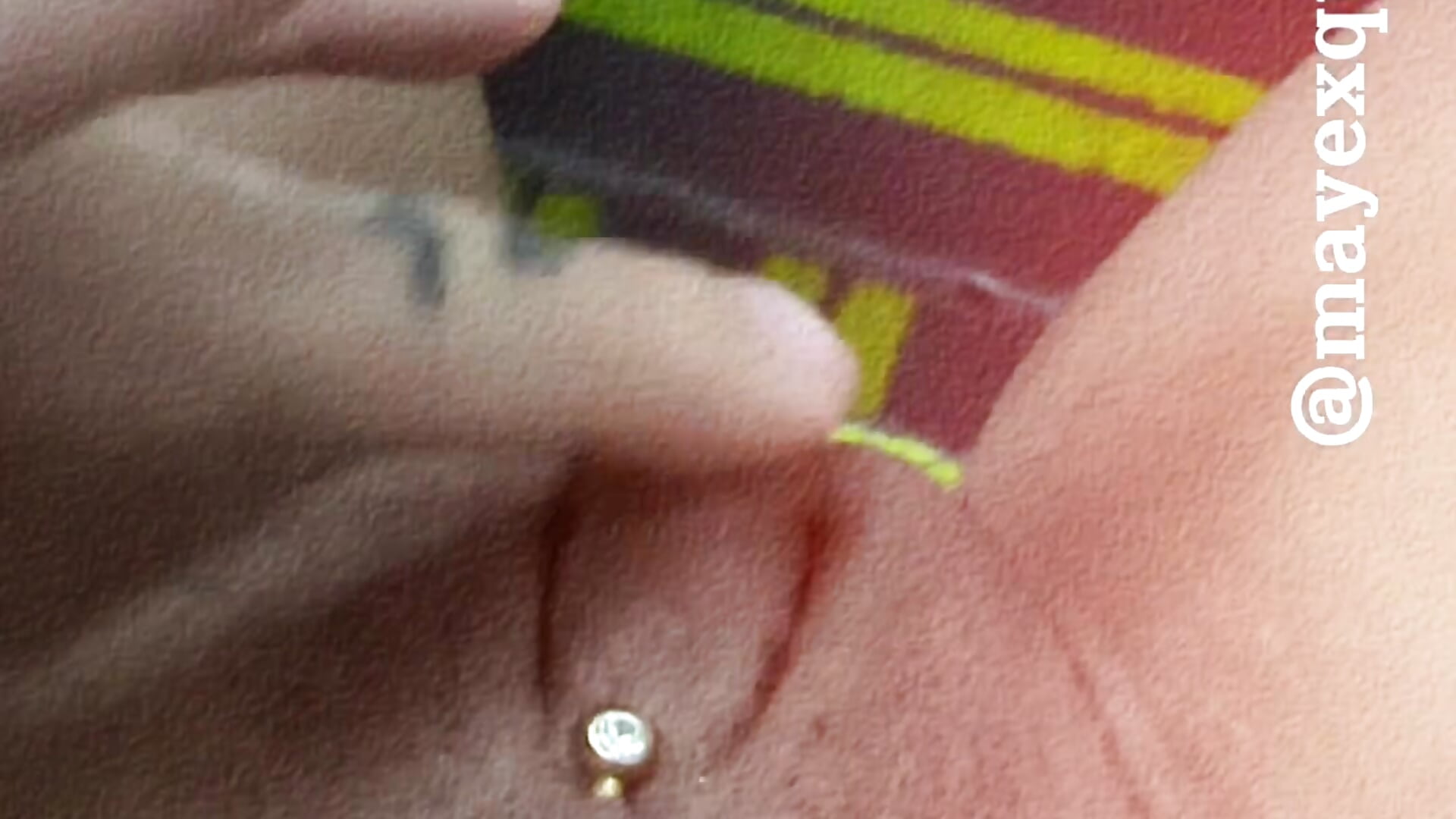 Vem ver meu clítoris latejando e gozando gostoso. - video by mayacademia cam model