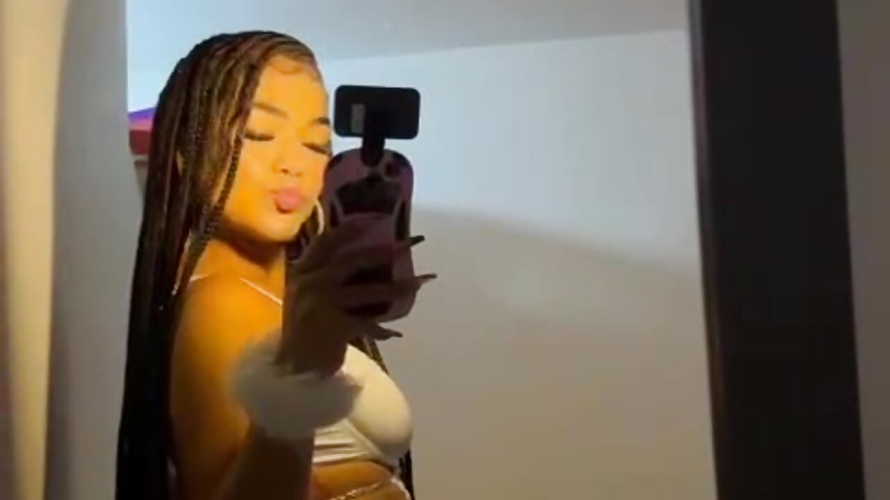 vahiolet very cute - Video von vahiolet_fuentes Cam-Model