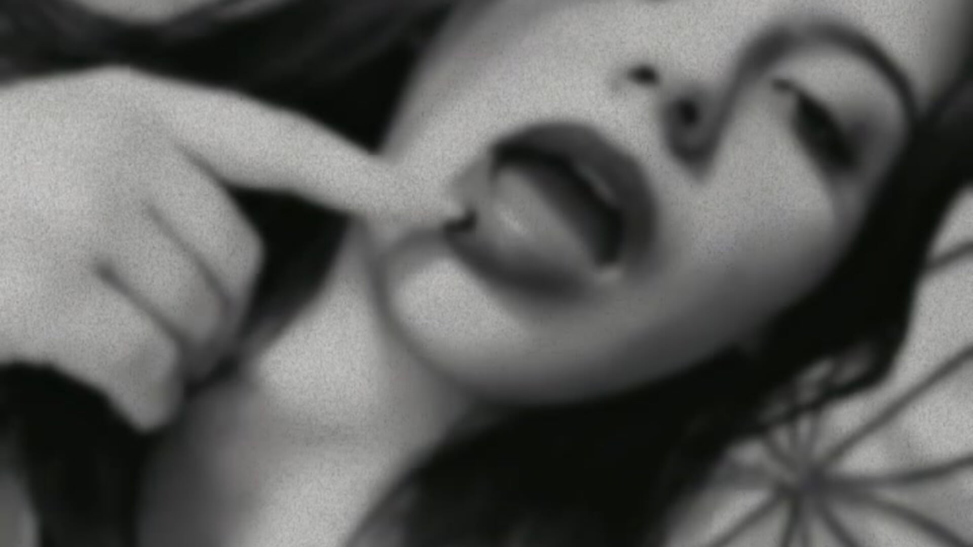 Will you ever be able to forget my smile? I doubt it... See you - vidéo du modèle de showcams Sophia_wilsonn_