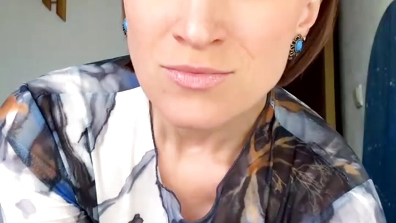 stretching and deeep breath with me - video by UmaTruewoman cam model