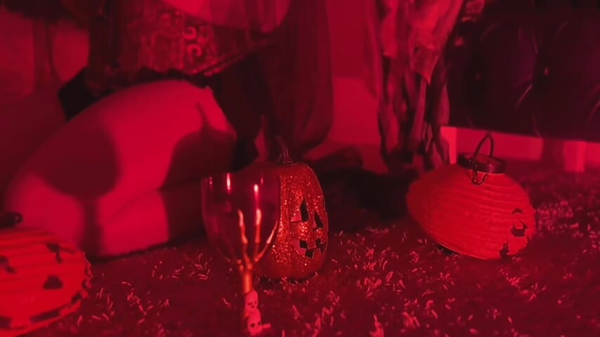 Halloween👻 - video by Lilumytrend cam model