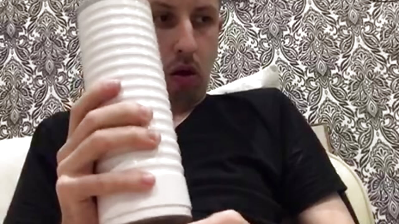 Lovense max 2 - video oleh model kamera Aki-Laky