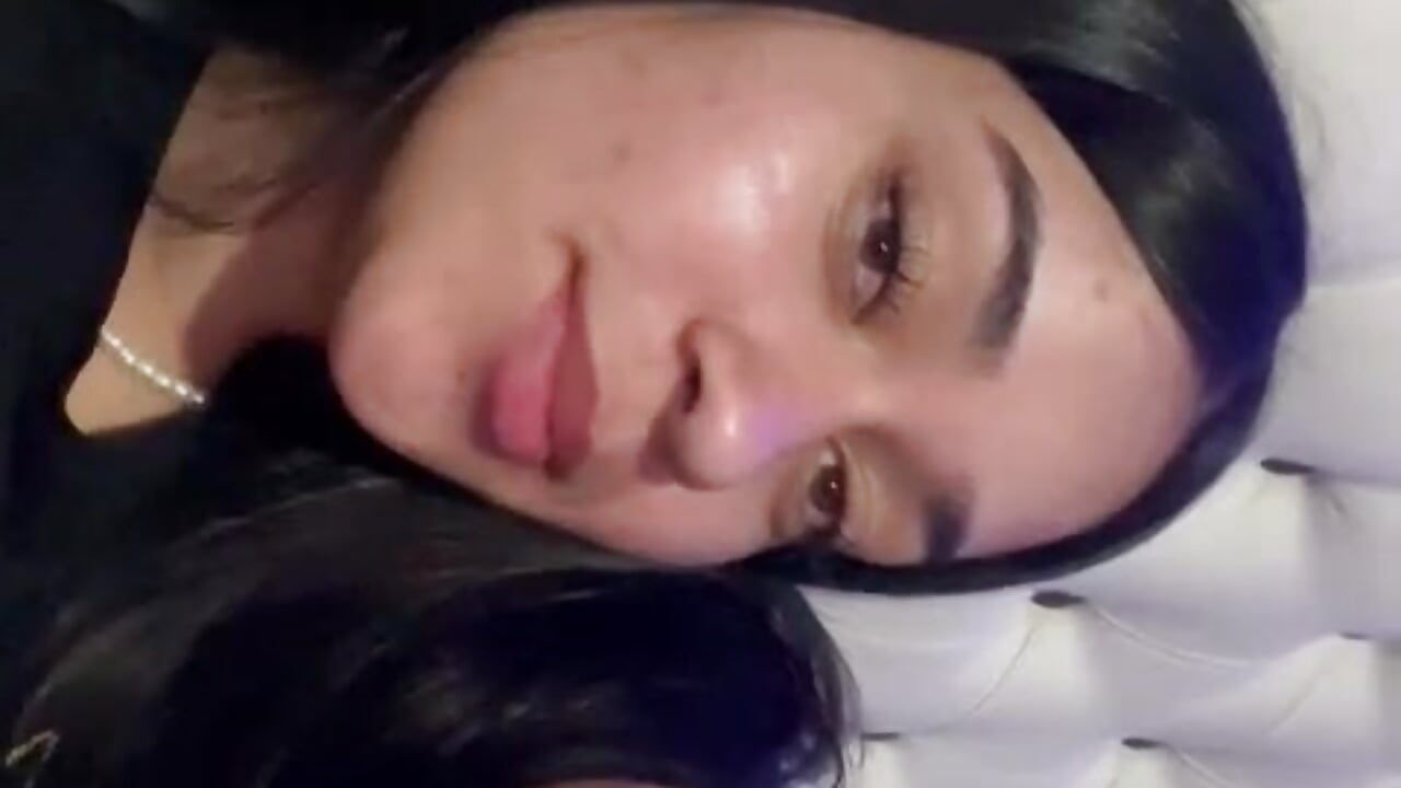 Welcome - video by AmiraWoodz cam model