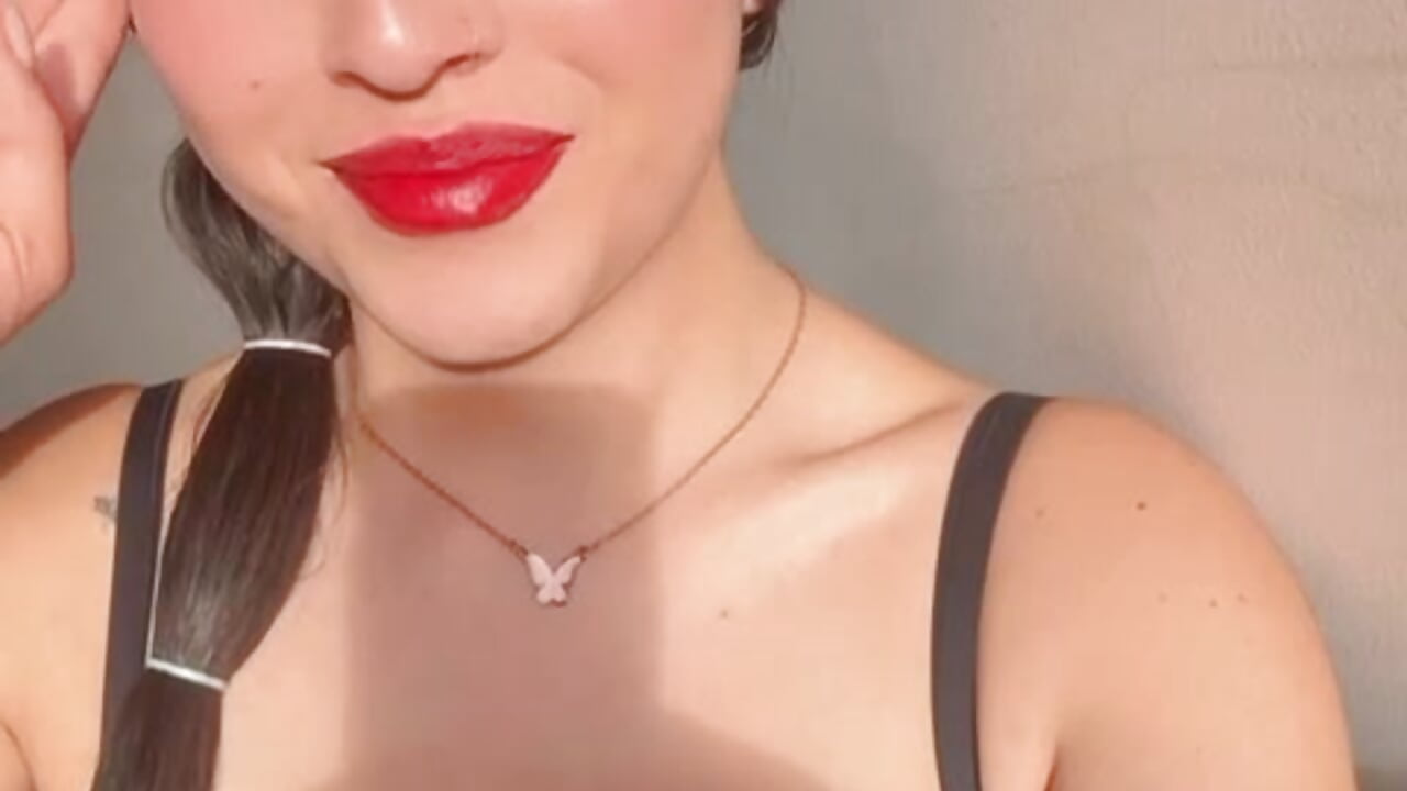 My pretty face - video by Arii_vega_ cam model