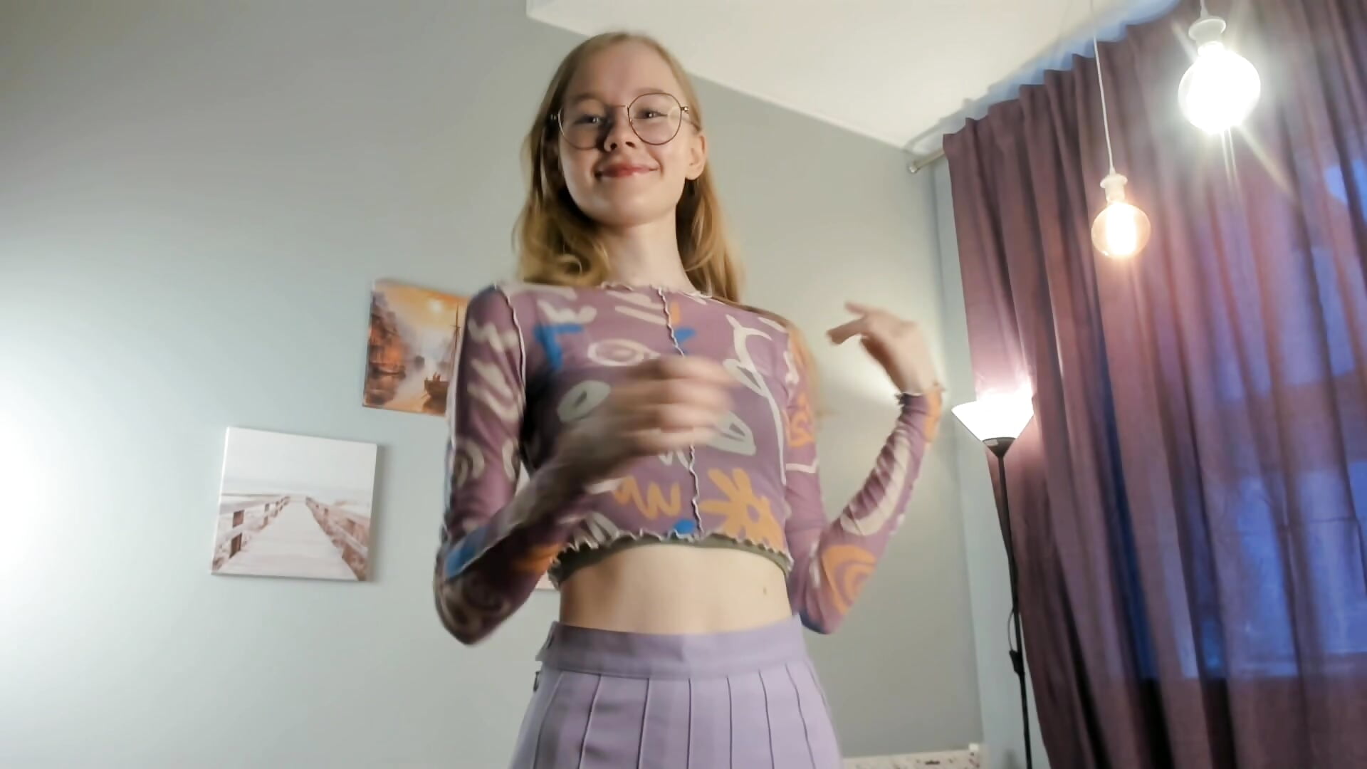 my dance - video by LynnFleek cam model