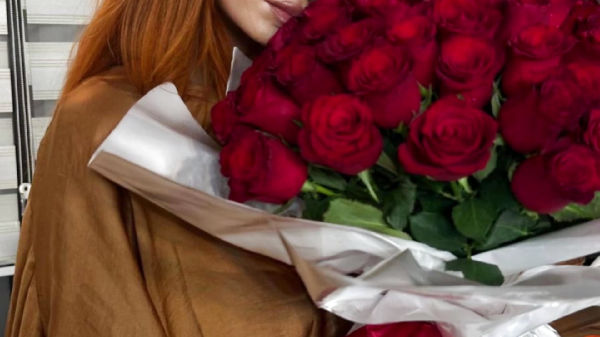 Happy New Year - video by MinnieDrew cam model