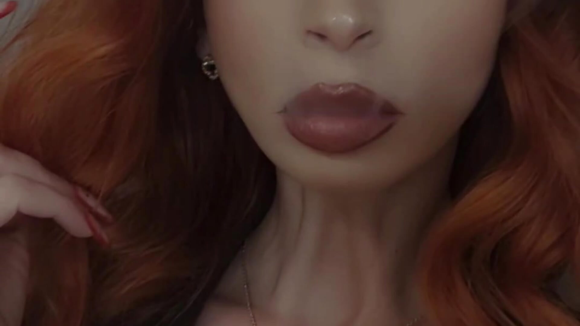 Smoking compilation - video by MinnieDrew cam model