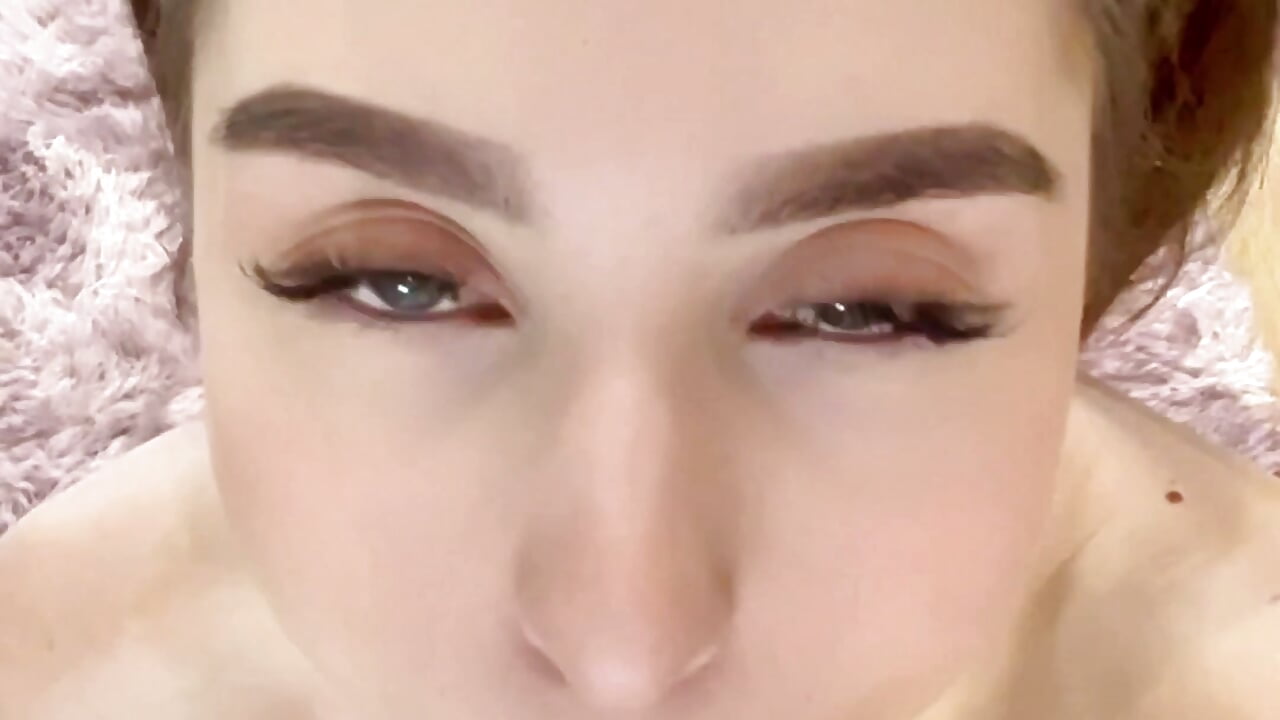 Suck - video by RosieCamGirl cam model