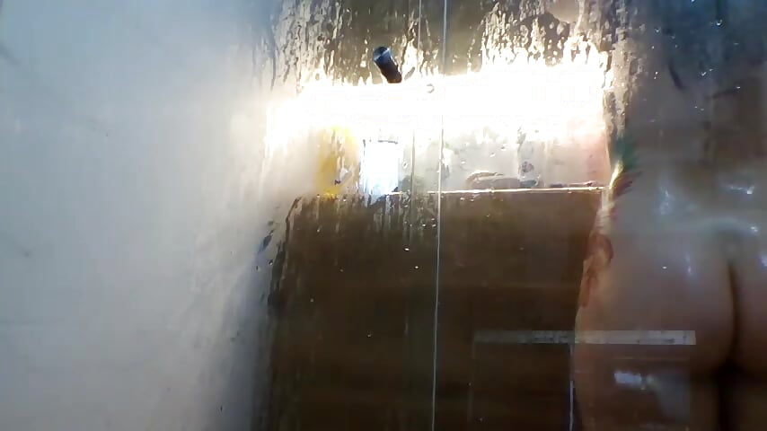 Do you want a shower with me?－カメラキャストの_isaabellaaの動画