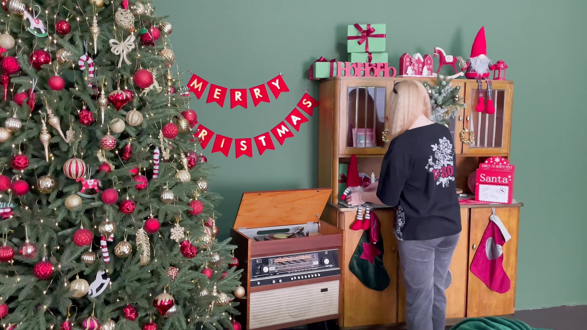 Dancing time - video by BeatriceFly cam model