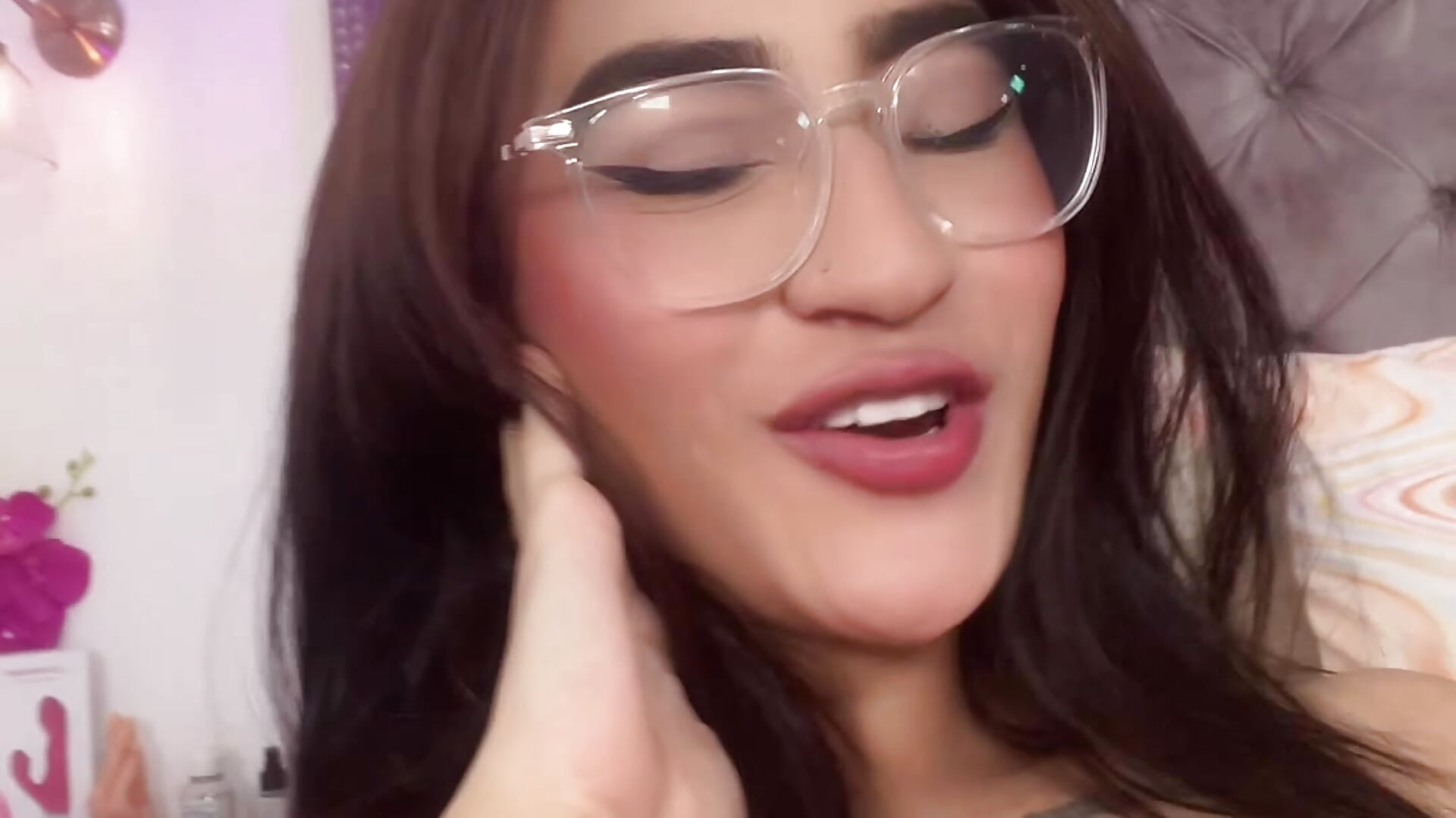 🙈🙈🙈🙈🙈🙈 - video by emily_daarell cam model