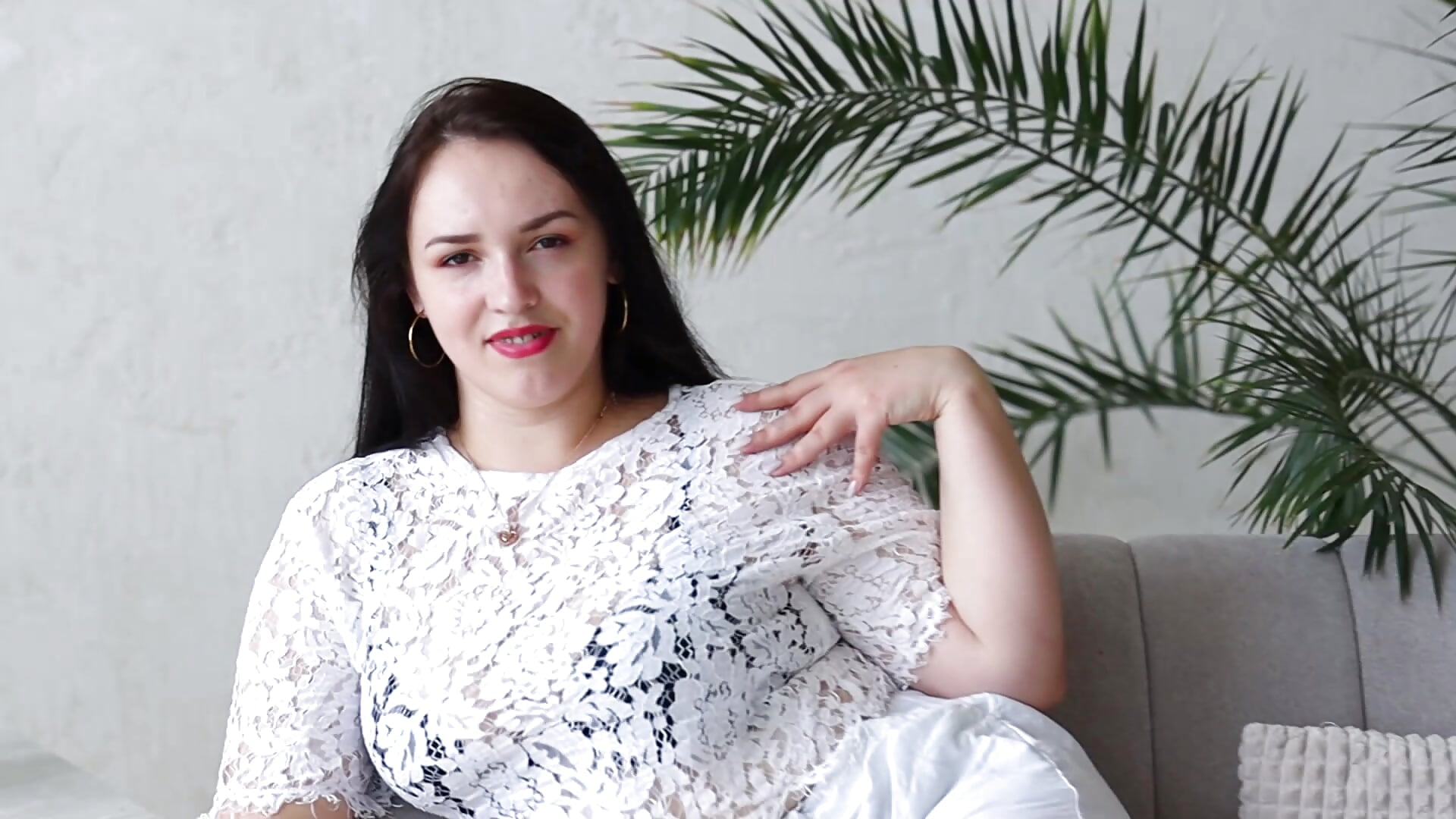 Stylish and beautiful - video by IsabelBlackberry cam model