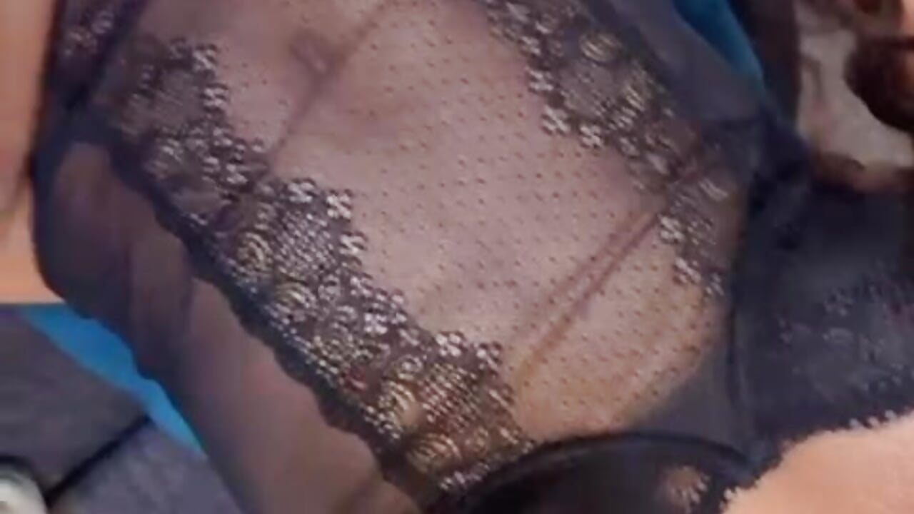 Let's get intimate online. 💻😘 - video oleh model kamera ValeriaVelvet